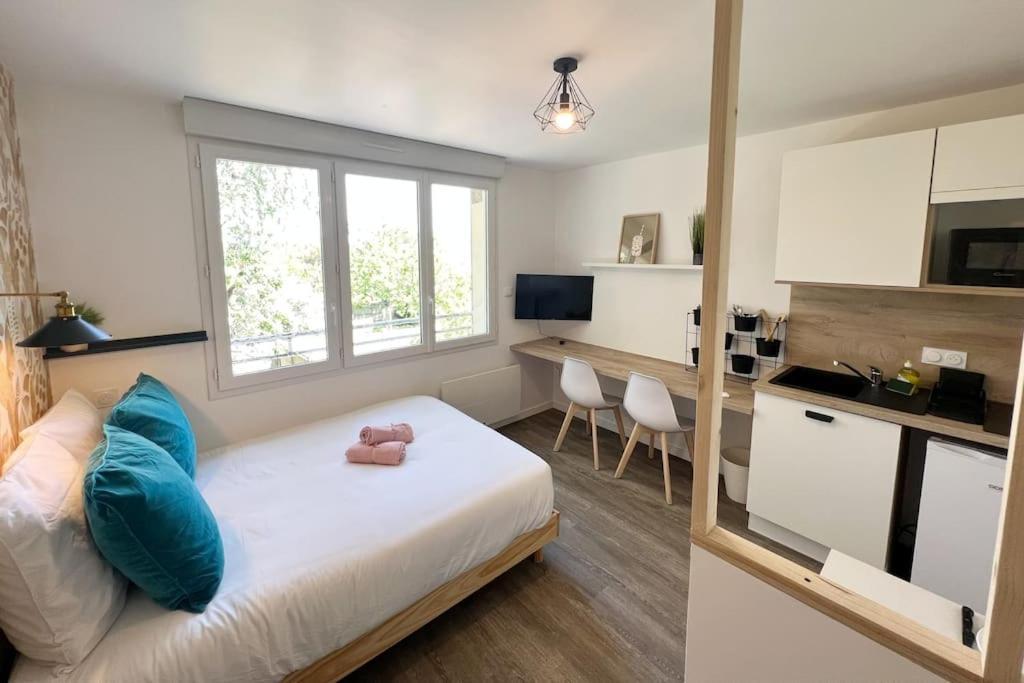 Suite Le Studio Mangue - Cosy & Vue Sur Le Jardin - Plages A Proximite Saint-Nazaire  Dış mekan fotoğraf